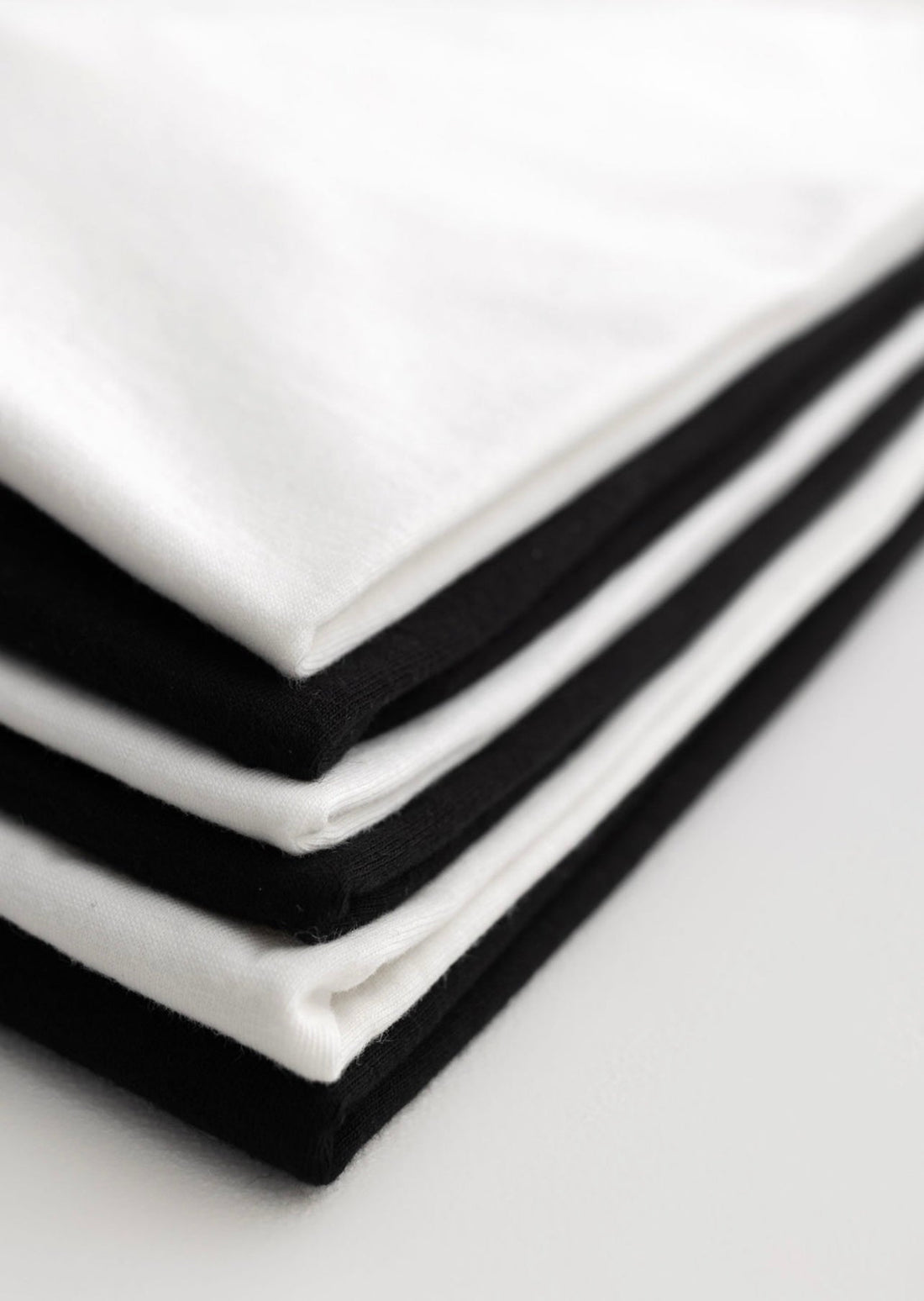 Boost Your Brand with Zero-Emission Apparel: The Smart Choice for Sustainable Success - roho