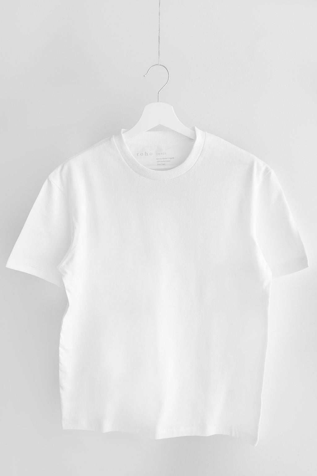 Basic Tee White UNISEX - roho